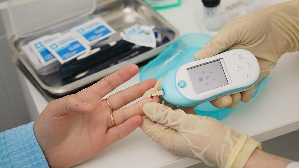 再三强调：糖尿病前期不是消瘦，而是经常出现这5个症状，别马虎