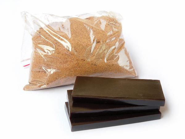 头发越掉越稀？医生大实话：别光吃芝麻，这 4 点做对才真正长回来
