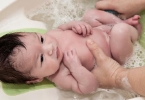 哺乳期吃荔枝会导致宝宝胀气吗
