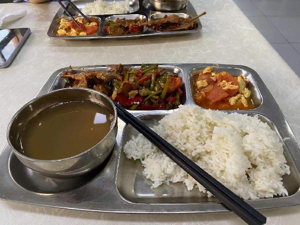 减肥期间的米饭换成这个瘦的才快，妹子已经从130斤瘦到100斤
