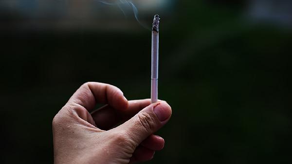 “逐渐不吸烟”与“立即不吸烟”，哪种戒烟法的成功率高？建议了解