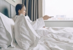 小叔子媳妇在我房间坐月子怎么办？妯娌借卧室坐月子如何妥善沟通与处理