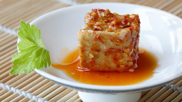 58岁大哥喜欢天天吃腐乳，6个月后去检查，诧异：吃的什么？