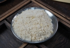 成熟的水蜜桃表面有黑斑还能不能吃？食品安全专家这样说