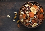 减肥期间遇到成熟的水蜜桃，到底该不该吃？热量实测数据公开