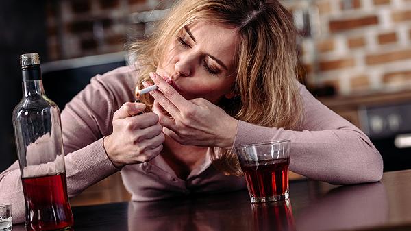 双氯芬酸钠缓释片能不能喝酒