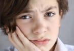 小孩发烧是多少度算是不危险呢