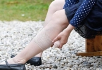 女性腿胯有疙瘩怎么回事