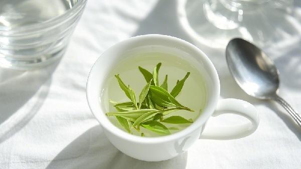 经常吸二手烟喝什么茶